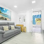 Lovelylofts Sea Club *