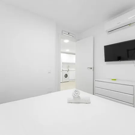 Lovelylofts Sea Club *